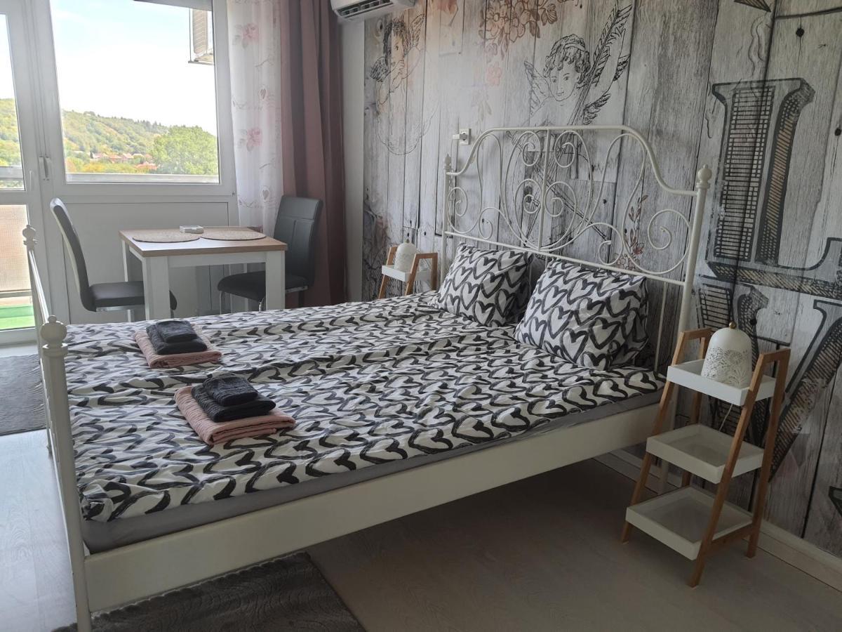 Hegyalja Apartman Miskolc Exterior foto