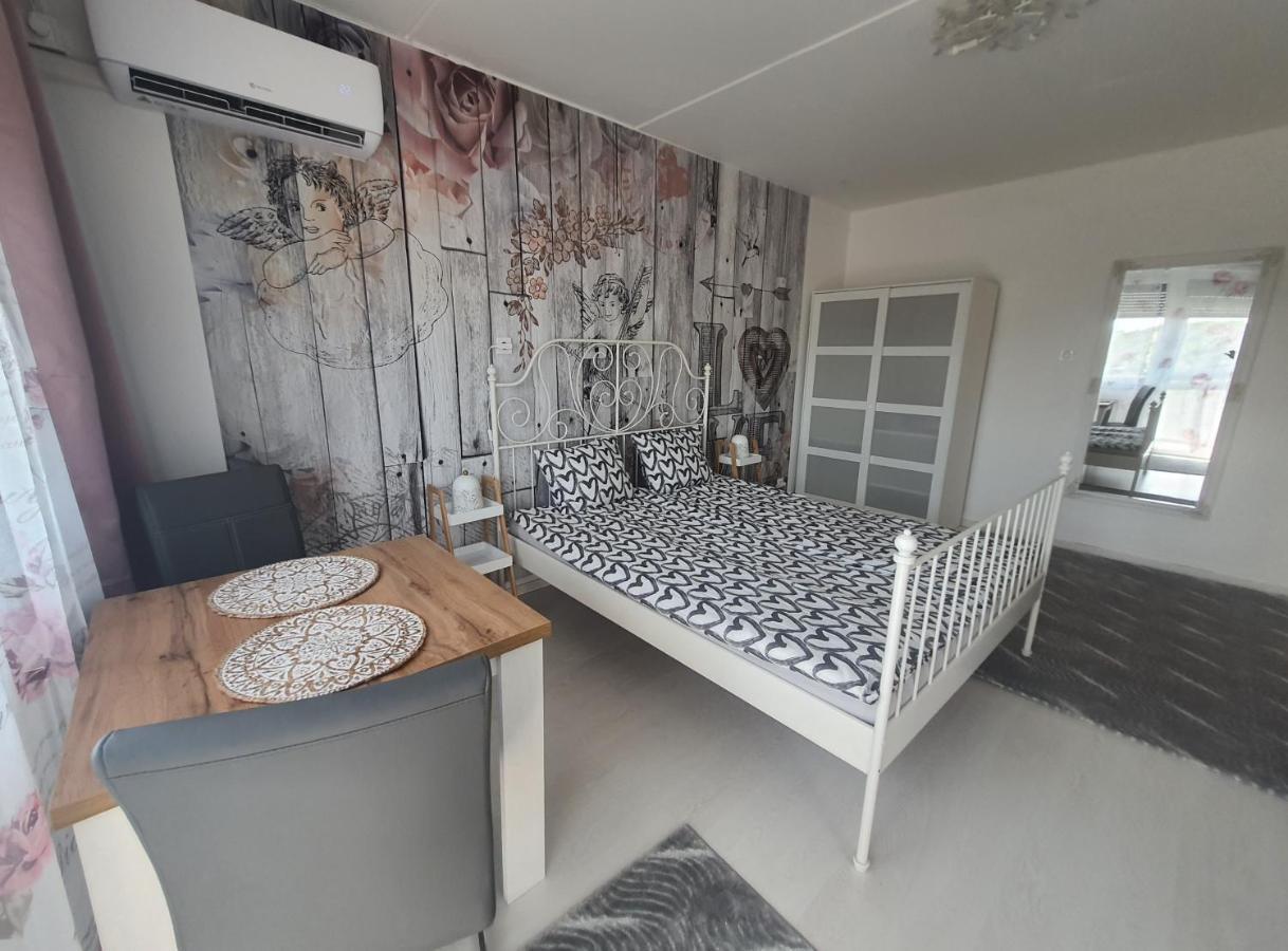 Hegyalja Apartman Miskolc Exterior foto