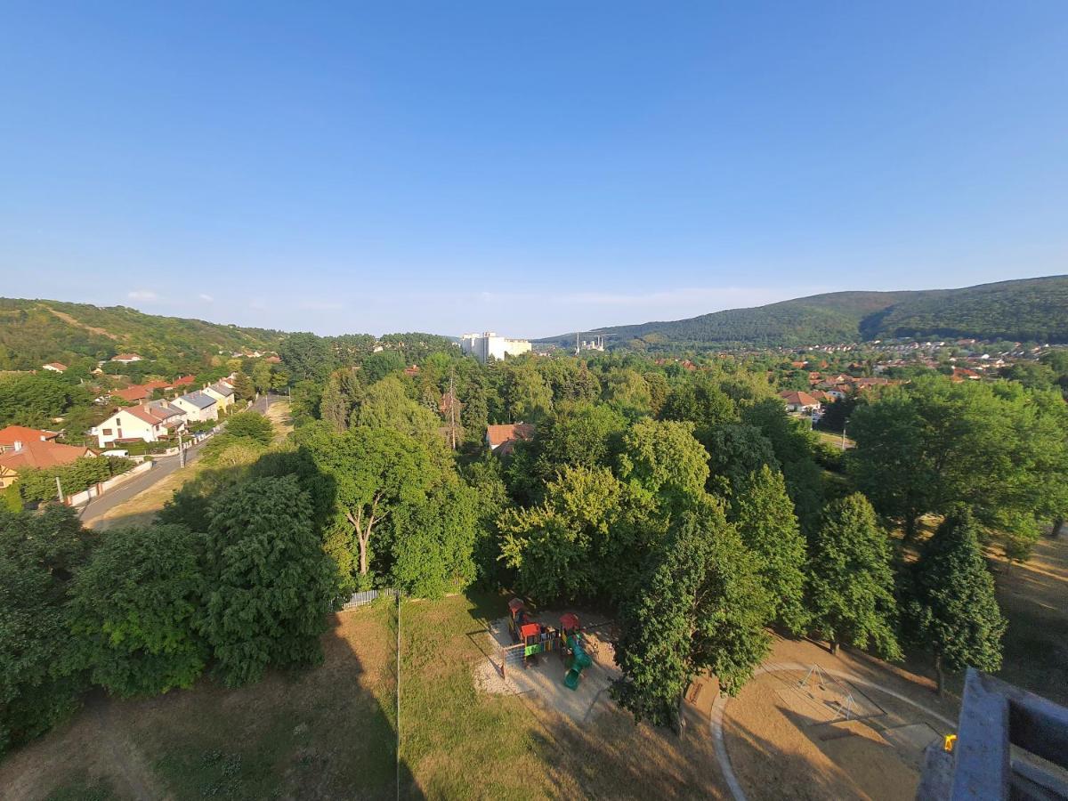 Hegyalja Apartman Miskolc Exterior foto